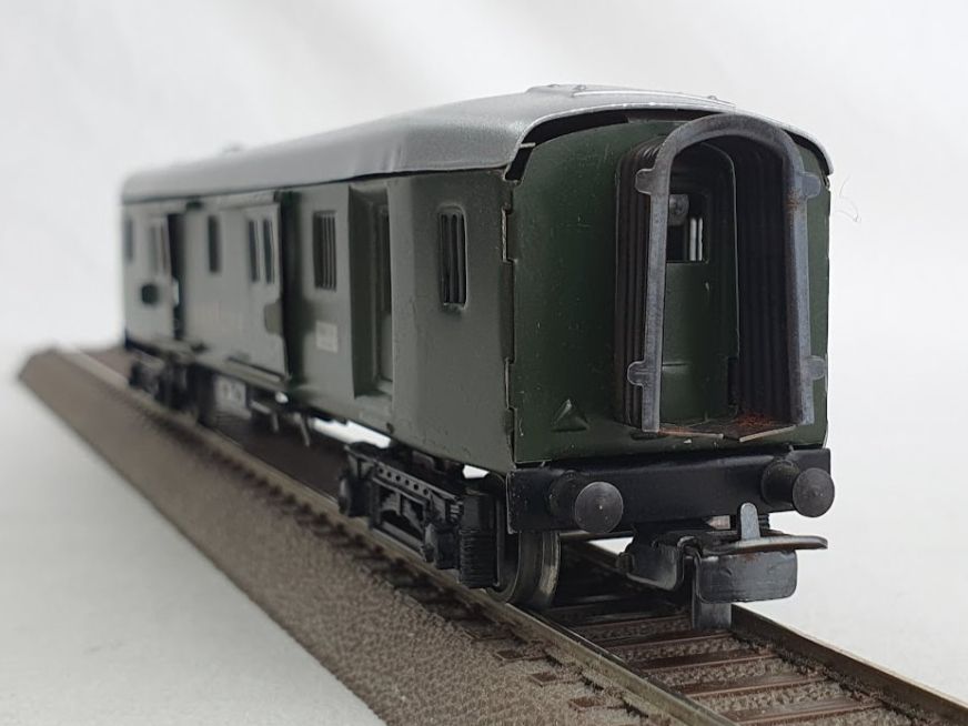 Märklin Modellini di ferrovie: 4017 SBB Leichtschnellzug-Gepäckwagen, Version: 1960 – Usato da Seon venduto da voAllBah 3
