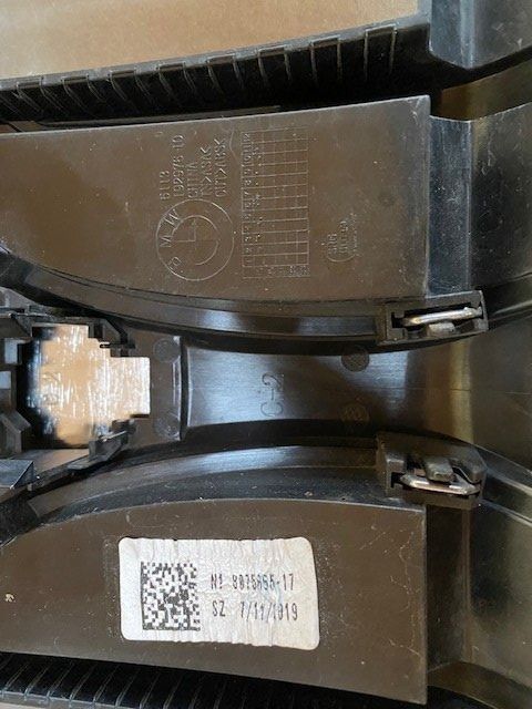 original-bmw-niere-von-3er-touring-g21-ab-chf-1-gebraucht-in-f-r