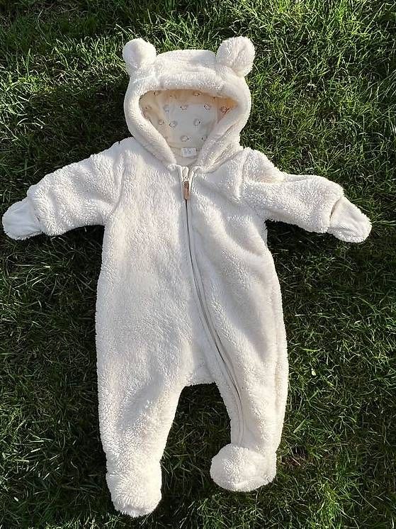 Strampler: Süsser Teddy Overall, Gr. 56 – Gebraucht aus Blumenstein von reg_8ybn