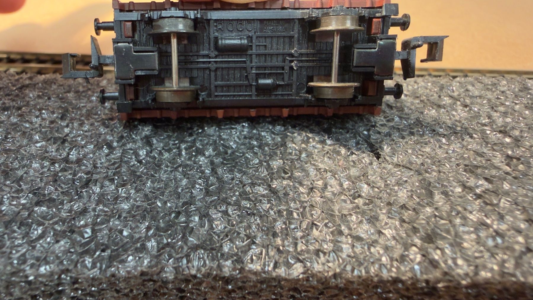 Roco Modelleisenbahnen: Roco Güterwagen mit Ladung Spur N – Gebraucht aus Schlieren von rat_lq6b 5