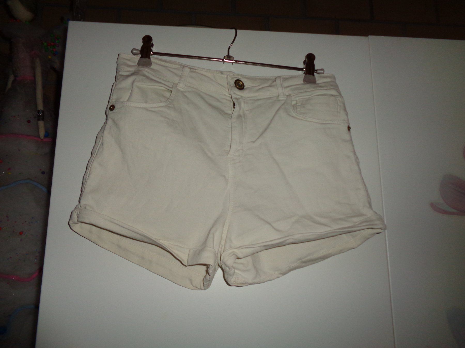 Bershka Hosen: *** Shorts *** / Bershka – Gebraucht aus Othmarsingen von Leuchtturmlady