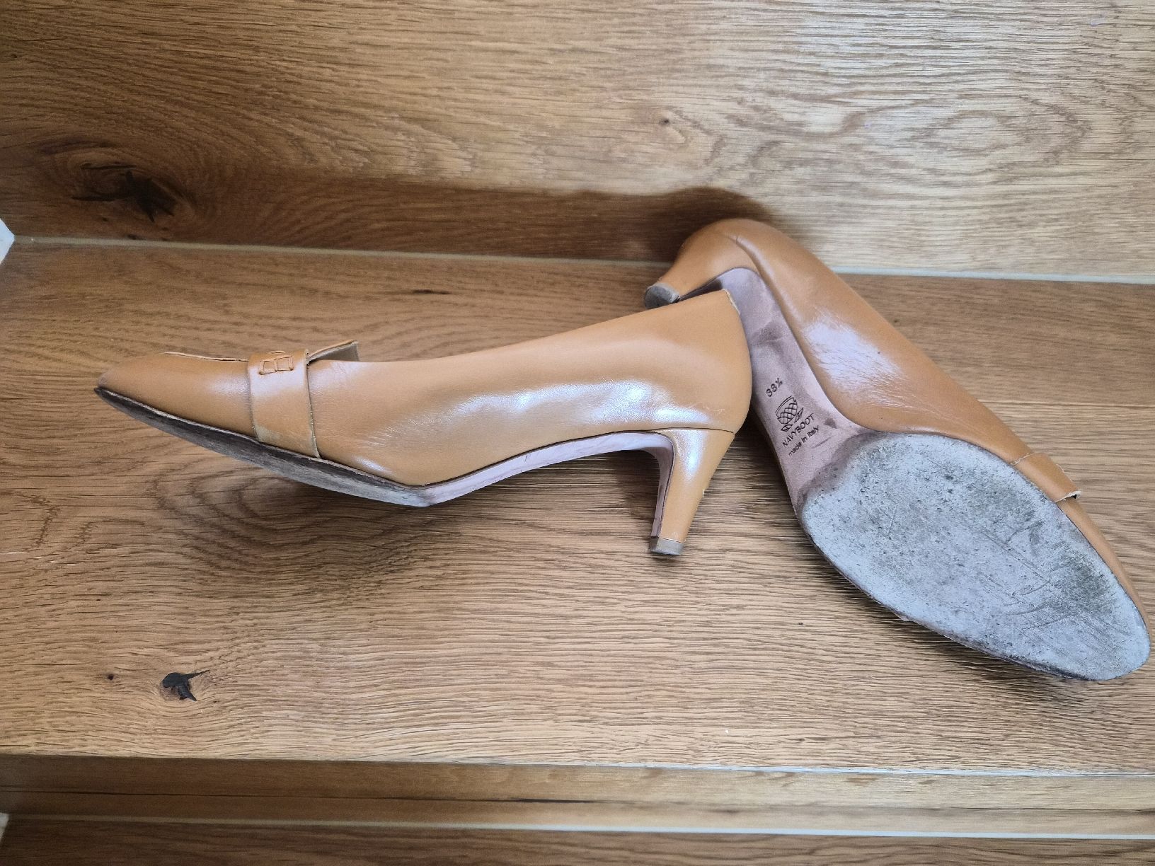 Navyboot Damenschuhe: Damenpumps Navyboot Leder Grösse 38 1/2  – Gebraucht aus Schwarzenberg LU von LadySecondhand 1