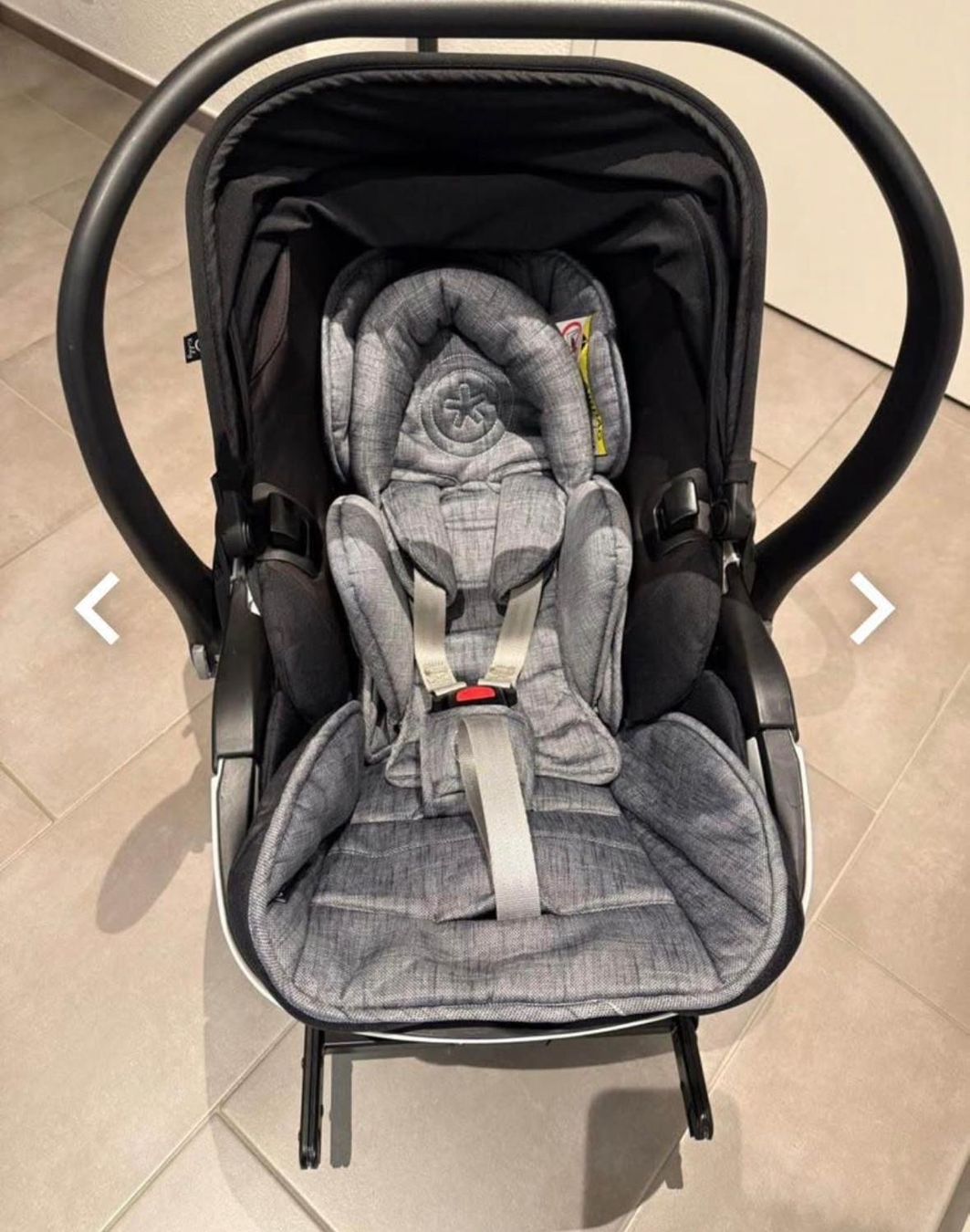Kiddy Seggiolini per auto: Kiddy I Size Plus mit Base Station – Usato da Reinach AG venduto da EVZug90 2