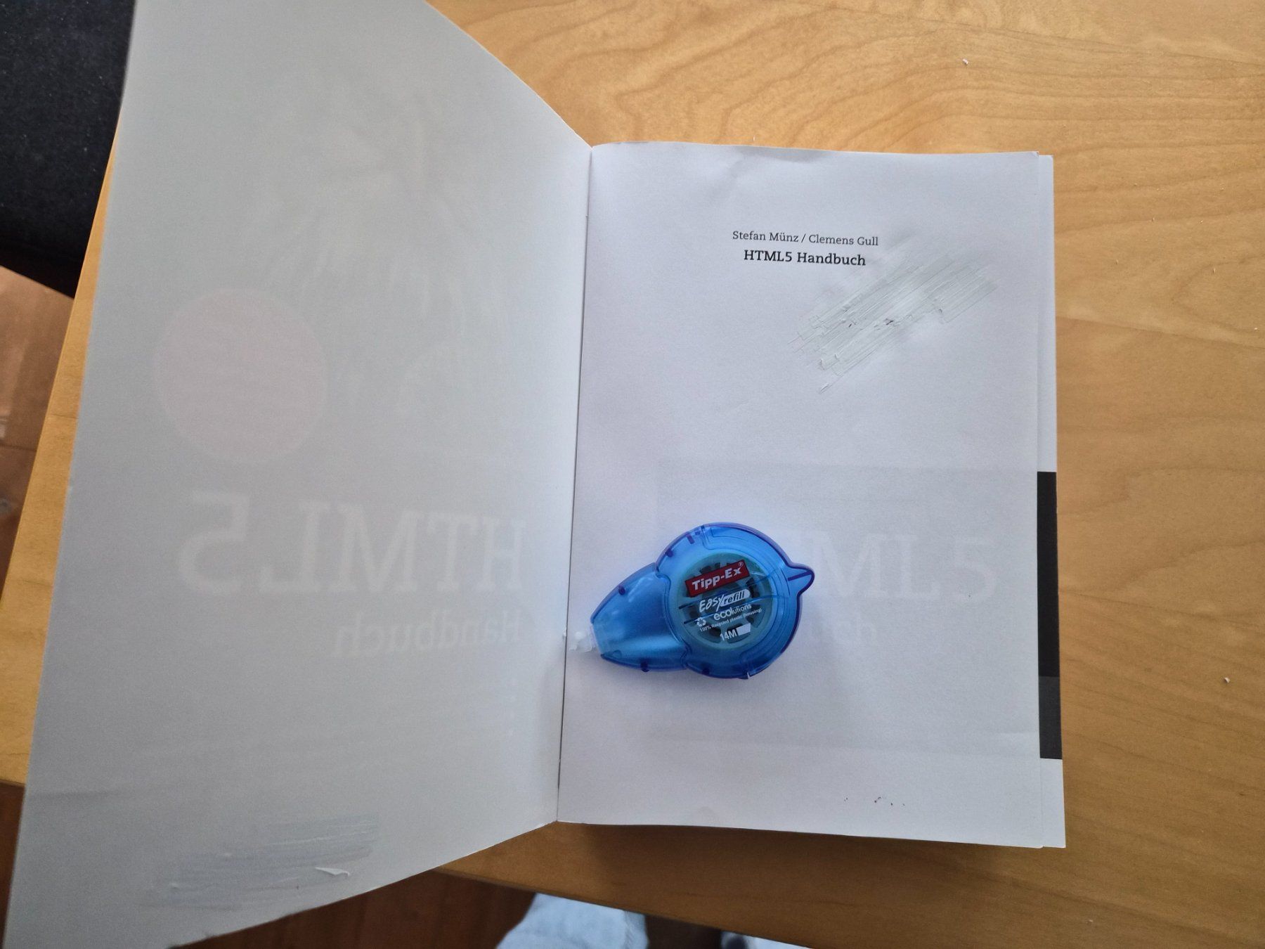 Libri: HTML5 Handbuch (von Stefan Münz, Clemens Gull) – Usato da Alpnach Dorf venduto da findelmundo 5