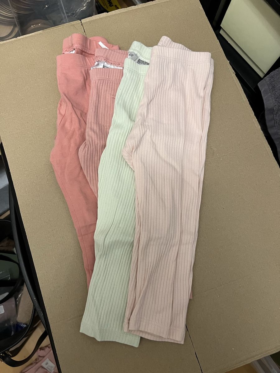 Calze & Collant: 4x Leggins Grösse 86 – Usato da Toffen venduto da Vanessa_Germann