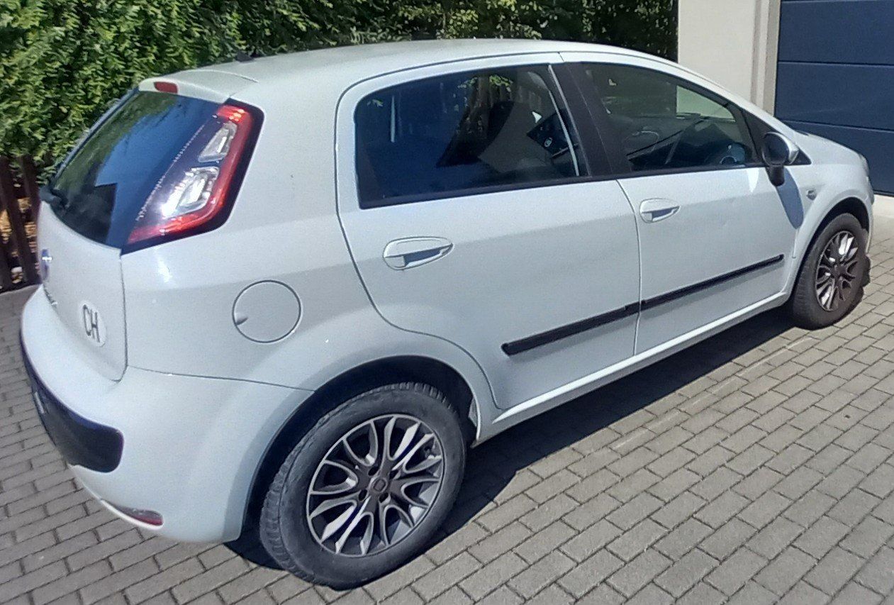 Fiat Autos: FIAT Punto 1.4 8V mit Klima, ab Platz – Defekt aus Rebstein von 7772082 1