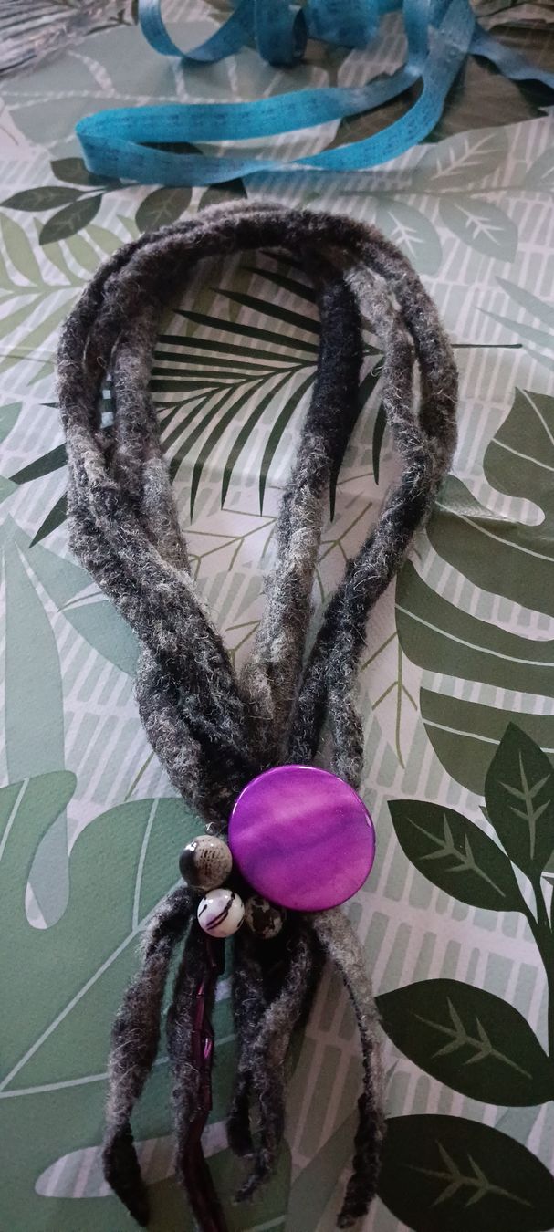Ketten: Handmade Dreadlock Extensions Grey Purple Bead New – Neu (gemäss Beschreibung) aus Zürich von cat_9cvz