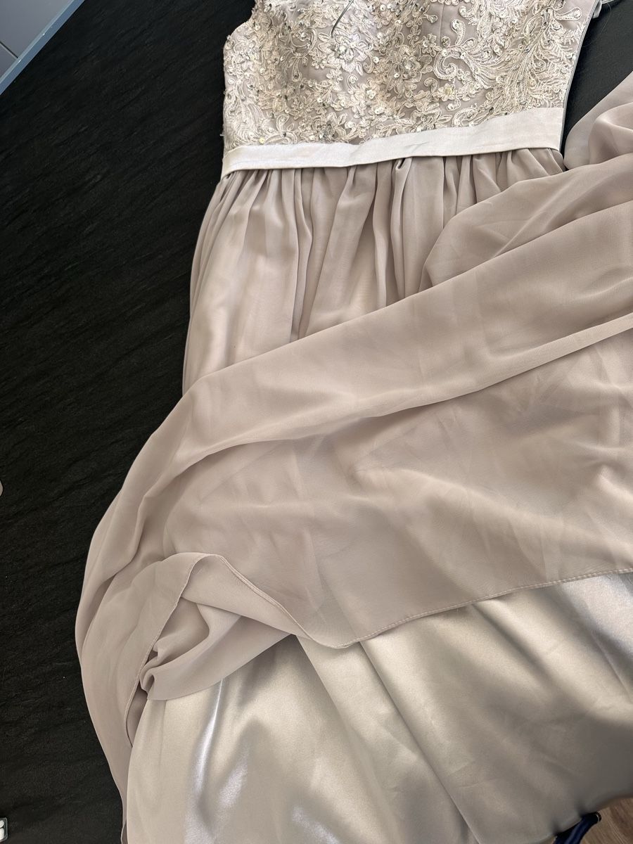 Robes: Ballkleid  – D'occasion à Erlenbach ZH par Domenica77 1