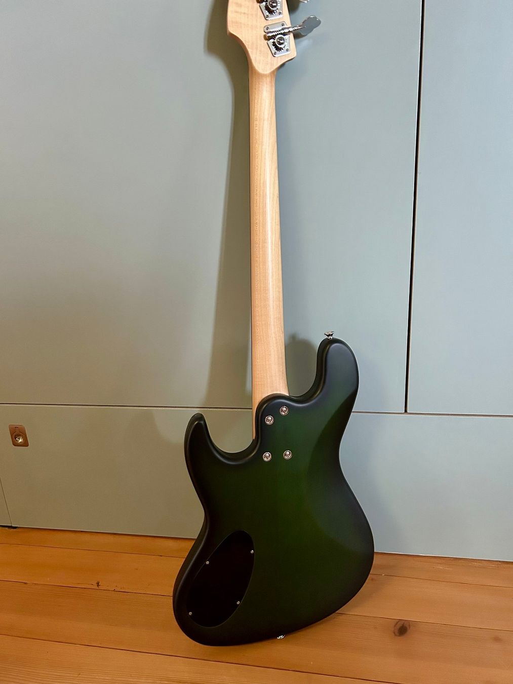 Strumenti musicali: Bundloser E-Bass, MARUSZCZYK – Usato da Birrwil venduto da rotsch-o-mat 2