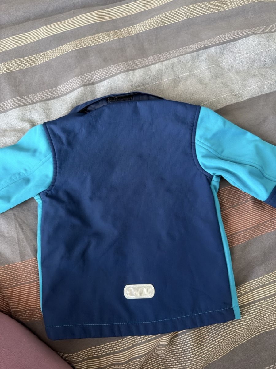 Vestes: Kinder Softshelljacke Crane blau grau Grösse 74/80 – Neuf (Voir description) à Bischofszell par Thea24