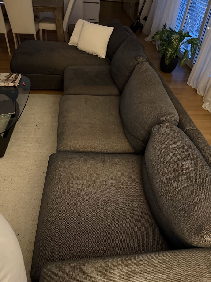 Sofas: Super Comfortable Large Sofa with Pull-Out Sofa Bed – D'occasion à Zürich par hdi_k2jw 4