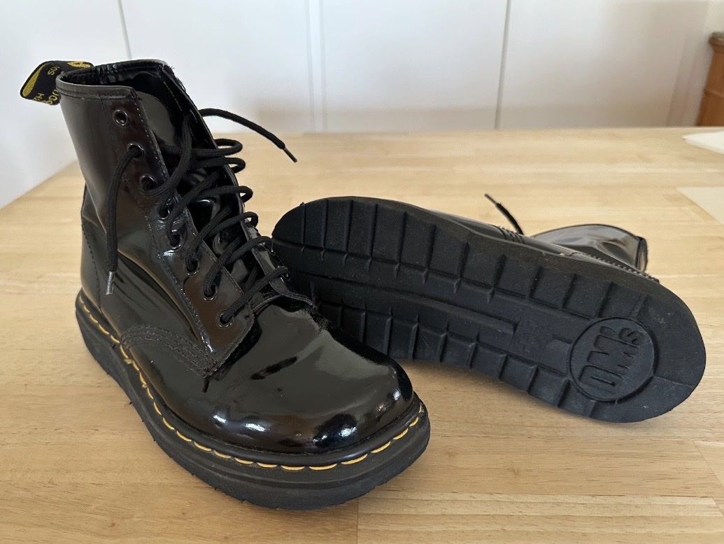 Dr. Martens Scarpe da donna: Dr. Martens Stiefel schwarz Grösse 41 – Usato da St. Gallen venduto da Cocobello1892 3