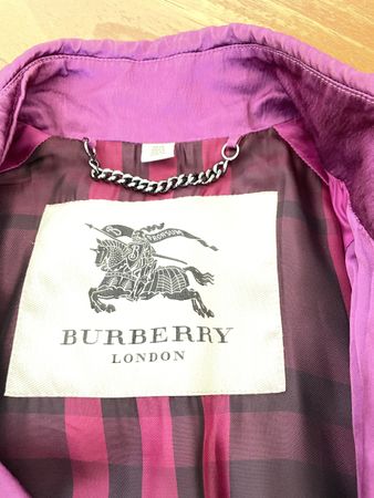 Burberry Mantel 