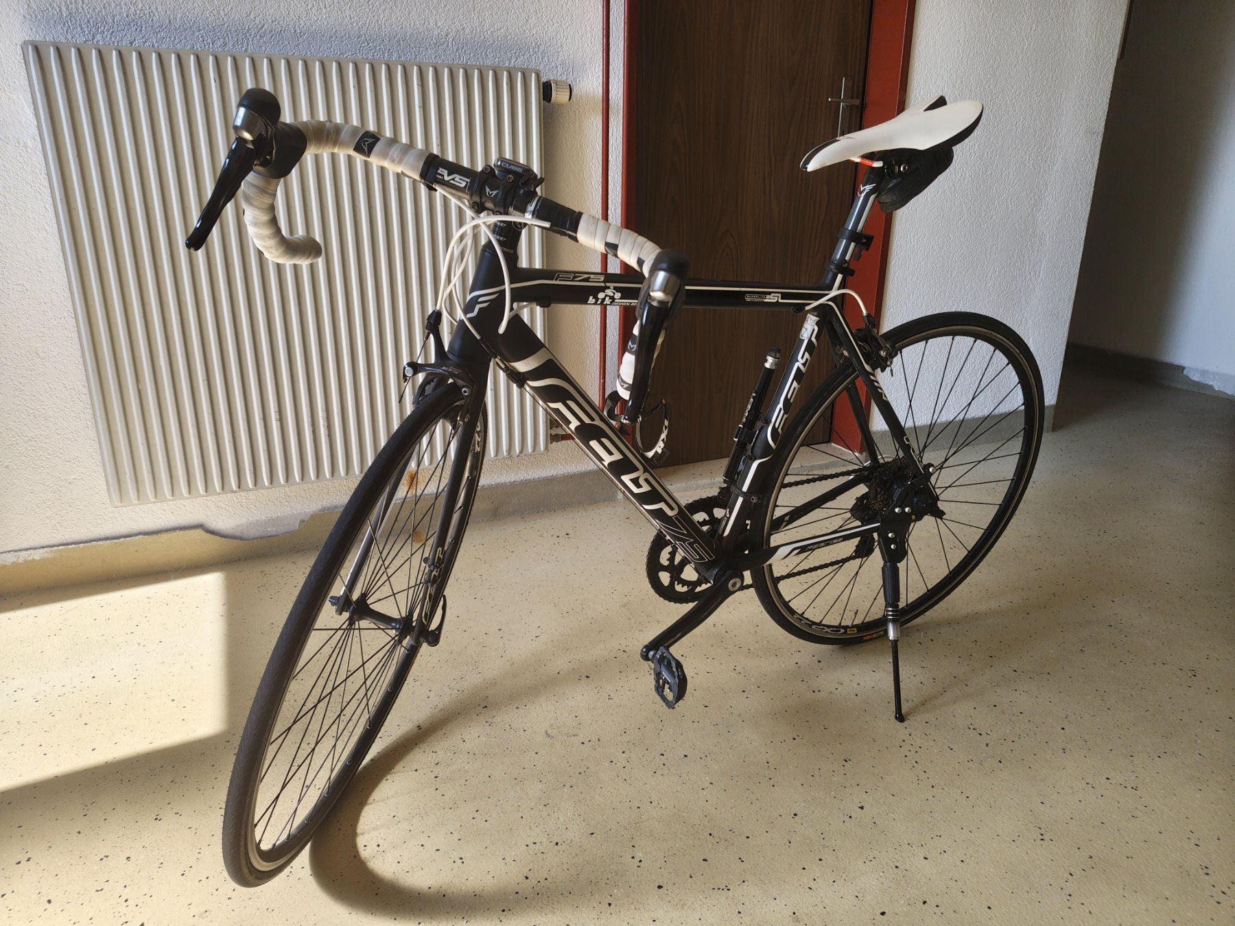 Felt Biciclette: Felt F75 Rennrad – Usato da Brunnen venduto da sbe_7nbg