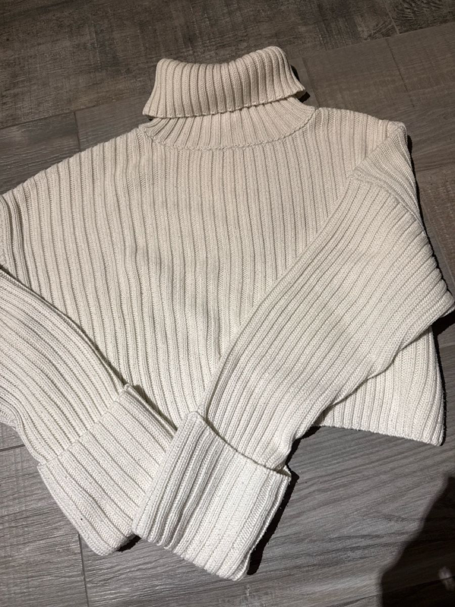 Zara Lots de vêtements: 2 pull-over  – D'occasion à Tramelan par mar_xrj7 3