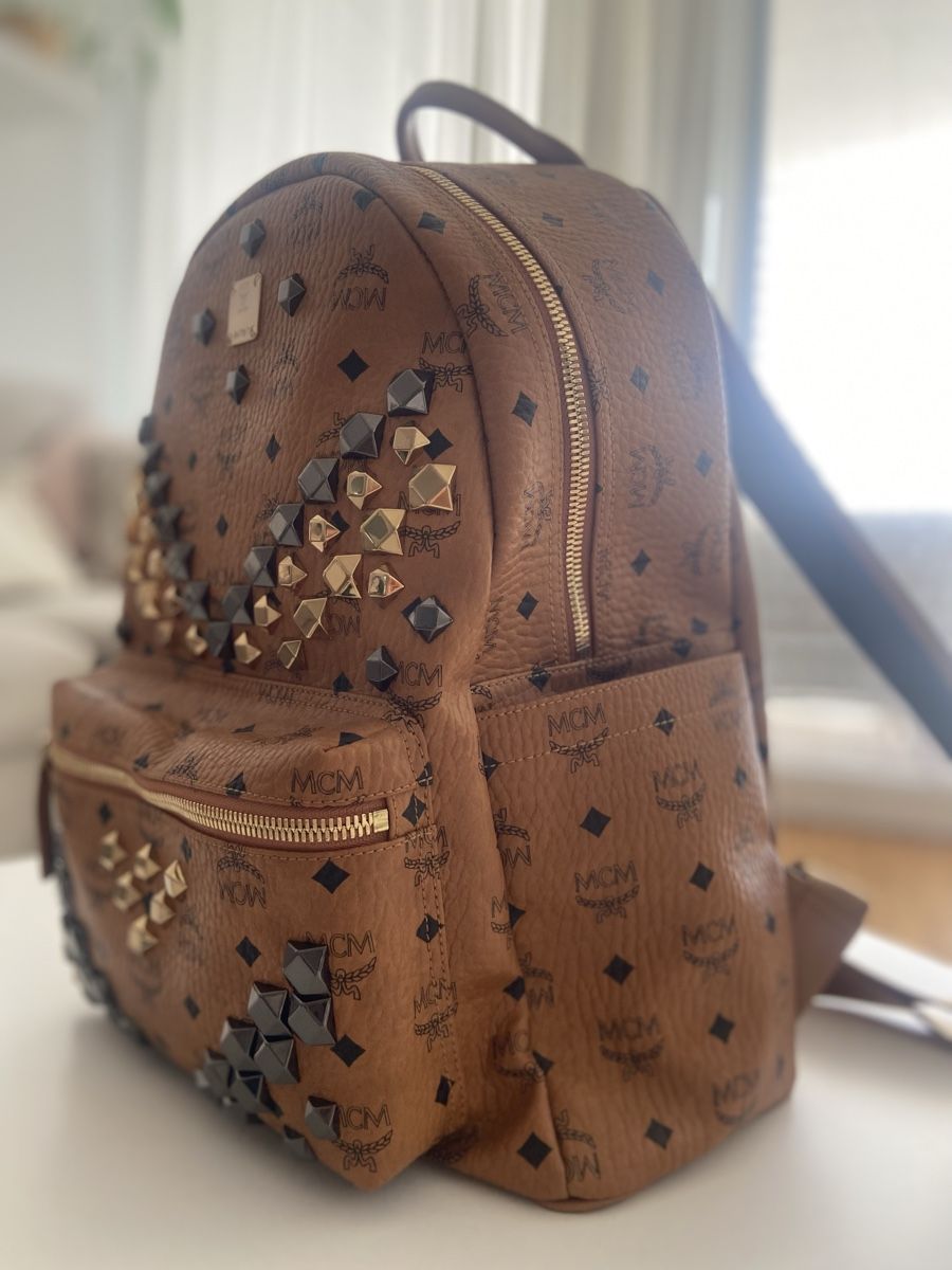 Mcm Zaini: MCM Rucksack mit Nieten, camel – Nuovo (secondo la descrizione) da Zürich venduto da Honeymoon_ 1