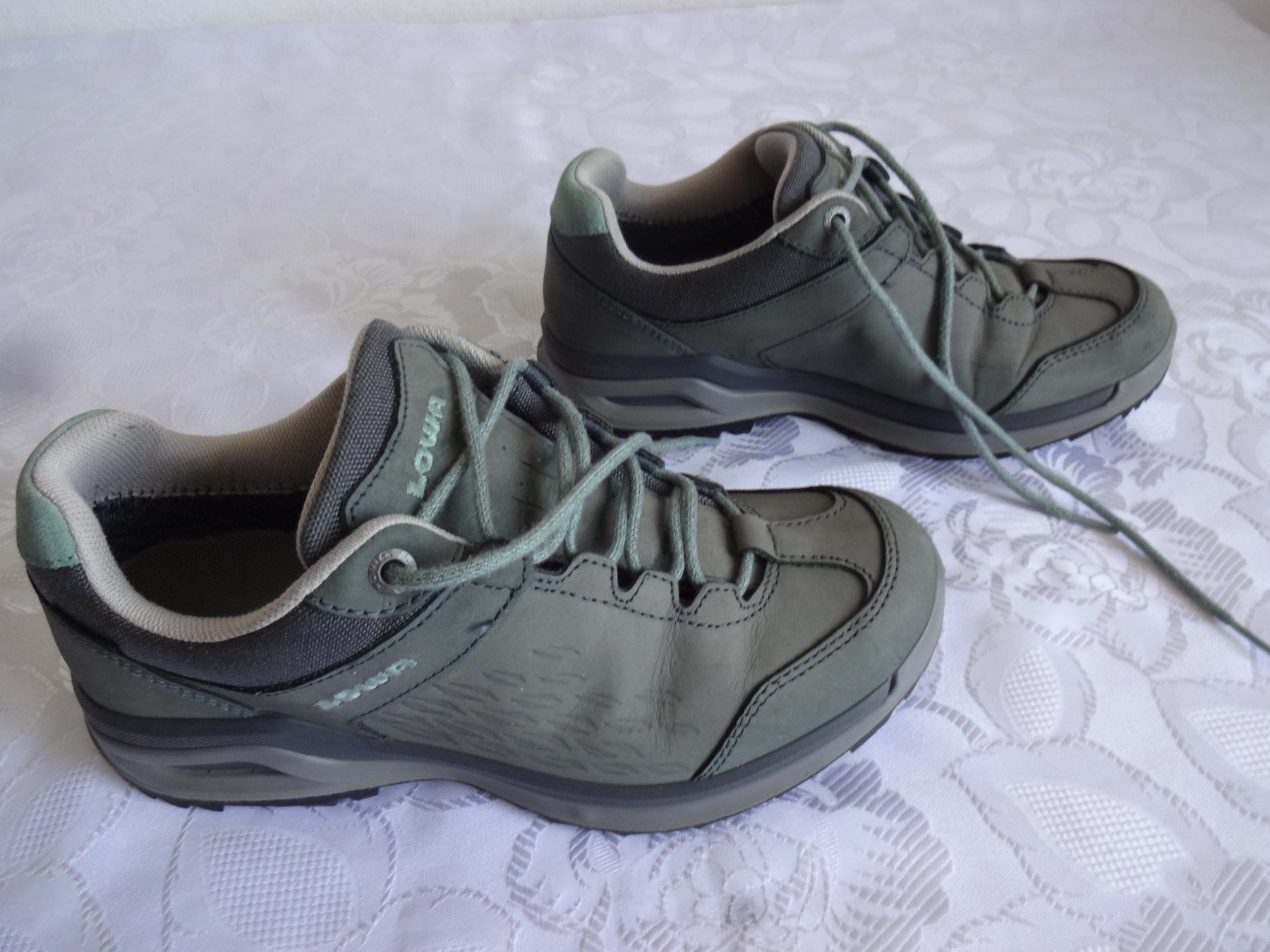 Lowa Damenschuhe: Lowa Schuhe Nr.38 – Neu (gemäss Beschreibung) aus Frauenfeld von rey06