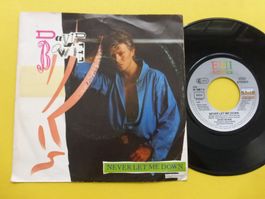 David Bowie – Never Let Me Down (Single Version)