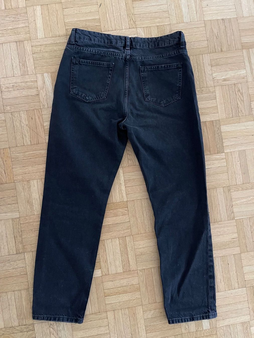 Zara Jeans: Damen Jeans mit Steinchen Gr. 38 – Usato da Zürich venduto da Kia78 1