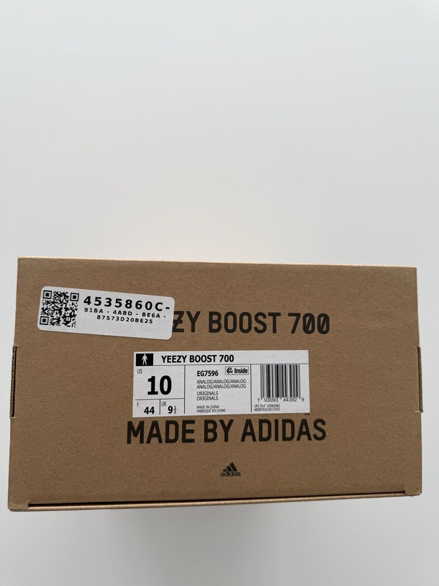 Scarpe da uomo: Adidas Yeezy Boost 700 Analog – Nuovo e nell'imballaggio originale da Yverdon-les-Bains venduto da flo_5rxp 1