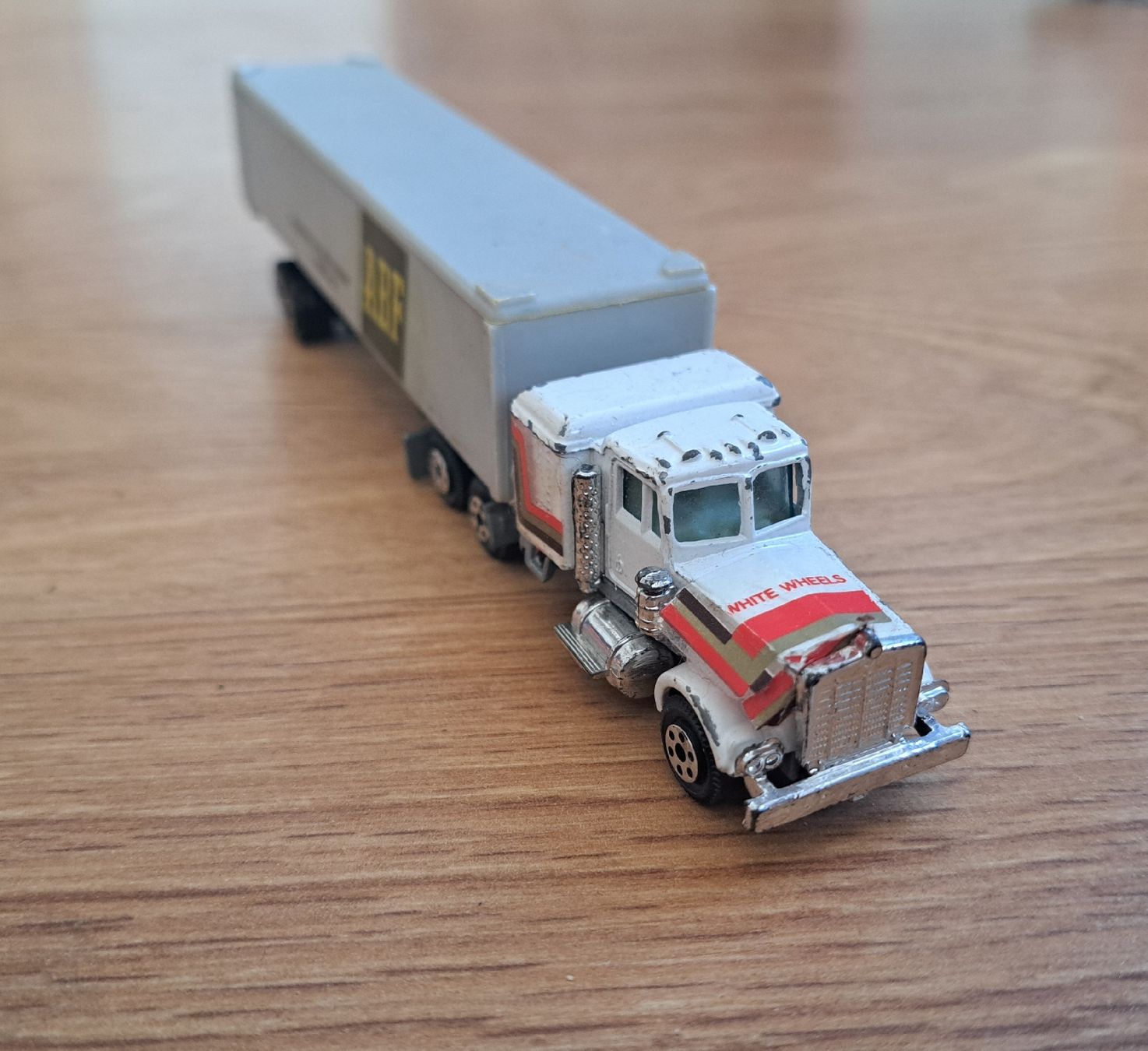 Kit di modellismo & Modellini statici: Camion Yatming Kenworth 1:100 – Usato da St-Imier venduto da supernova21 1