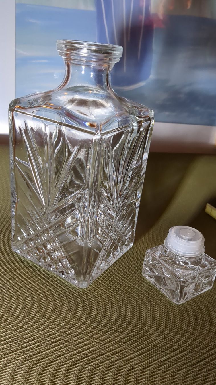 Caraffe: Schöne Whisky Karaffe 0,9 Liter – Usato da Basel venduto da haferkleie 3
