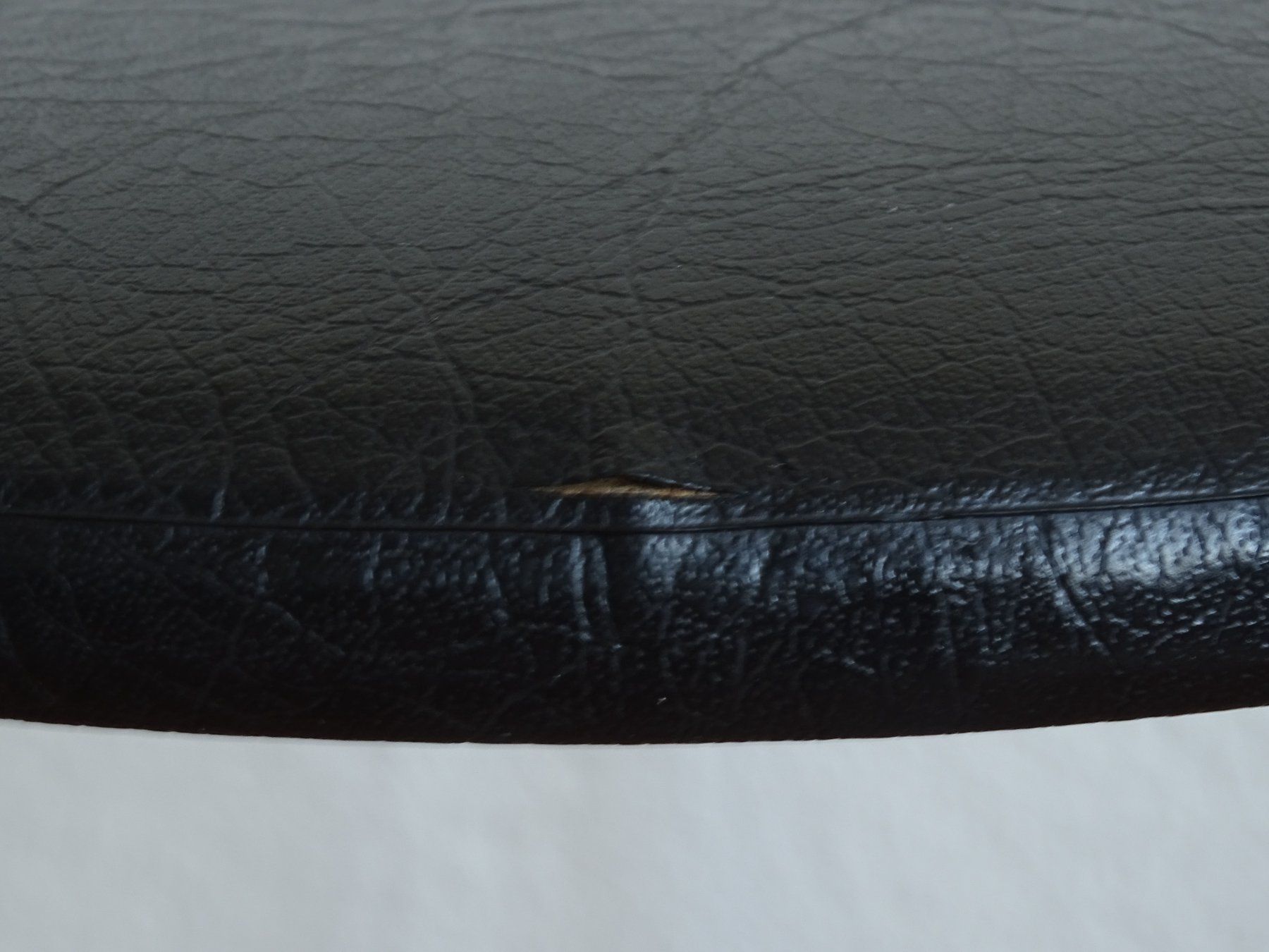 Sgabelli: Vintage Hocker Chrom rund schwarz – Usato da Solothurn venduto da hli_n69n 7