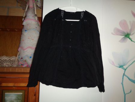 *** Bluse *** von Vila / Spitzen&Stickerei Details Baumwolle