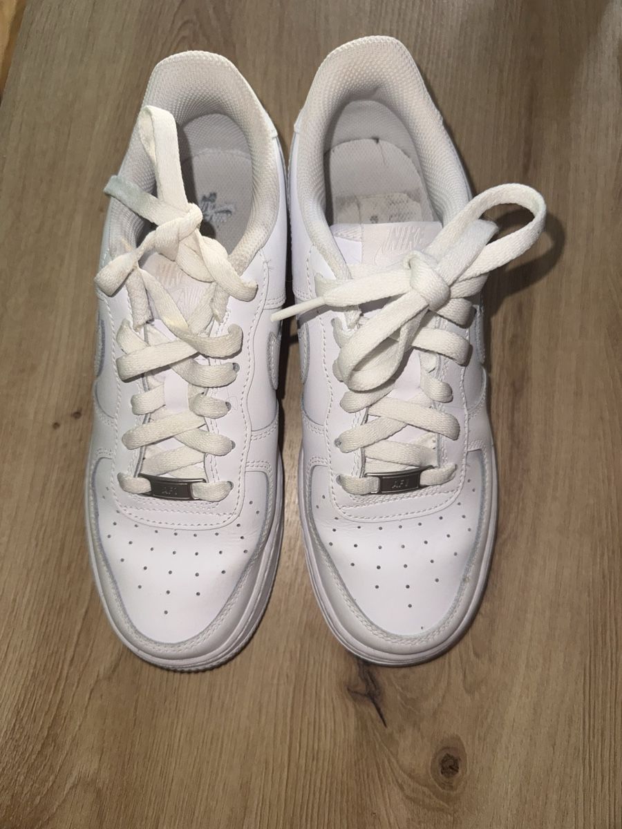 Nike Herrenschuhe: Air force 1  – Neu (gemäss Beschreibung) aus Prilly von mal_c5zd 1