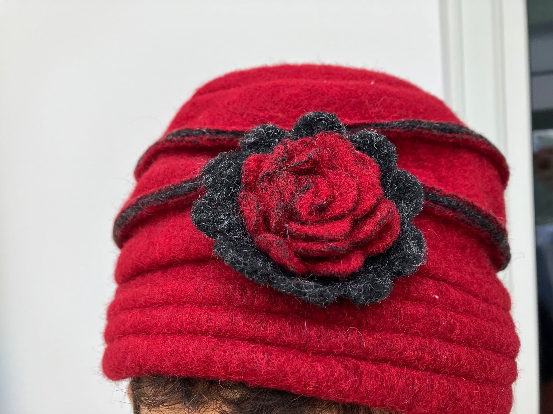 Chapeaux, bonnets & casquettes: Schicker Damenhut – Neuf (Voir description) à Ostermundigen par bea_pjw9