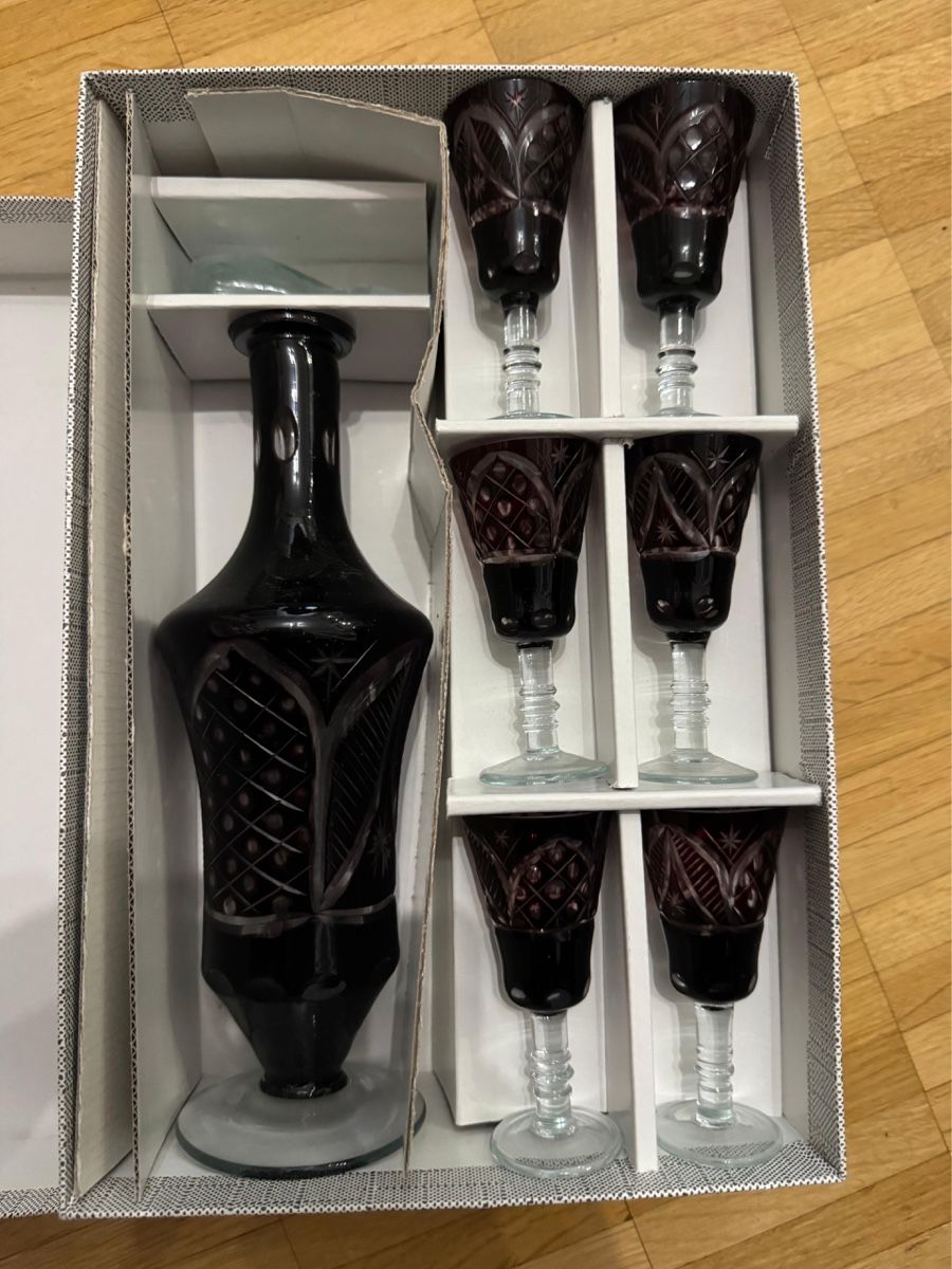 Caraffe: Caraffa decanter in cristallo marrone con sei bicchieri – Nuovo e nell'imballaggio originale da Viganello venduto da Lolland_7
