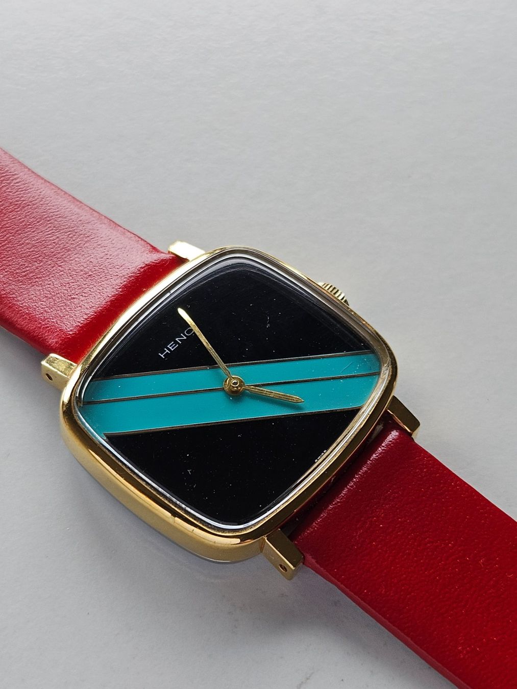 Orologi: 21 Heno Handaufzug Damenuhr – Usato da Berikon venduto da mmm21 1