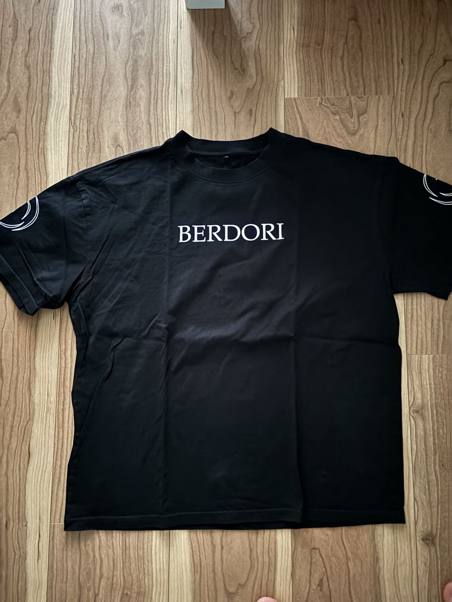T-shirt: T-Shirt Oversized – Nuovo (secondo la descrizione) da Dübendorf venduto da dor_2yvd
