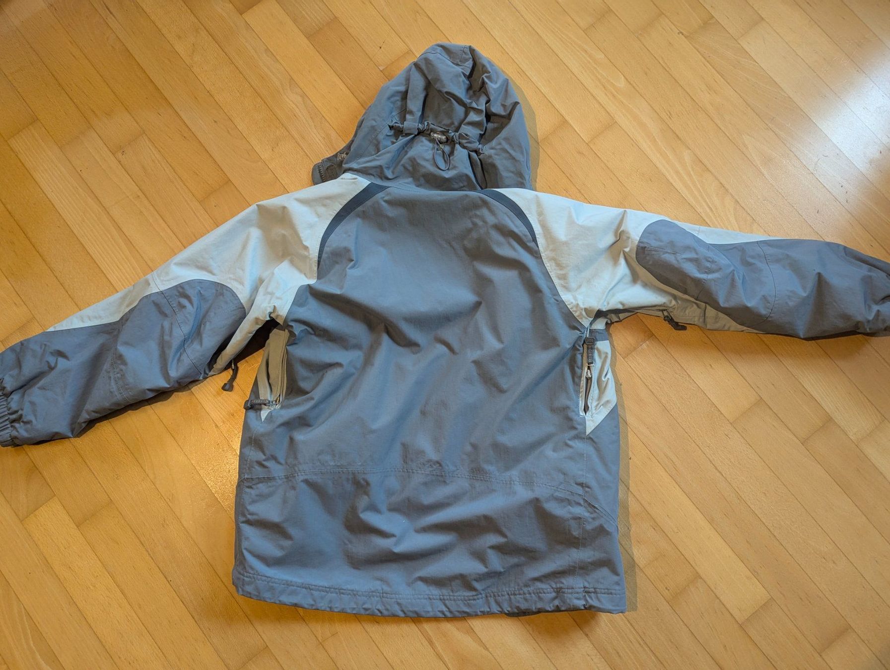 Helly Hansen Giacche: Winter/Skijacke Helly Hansen, col. anthrazit hell/dunkel – Usato da Unterengstringen venduto da Olifant4 3