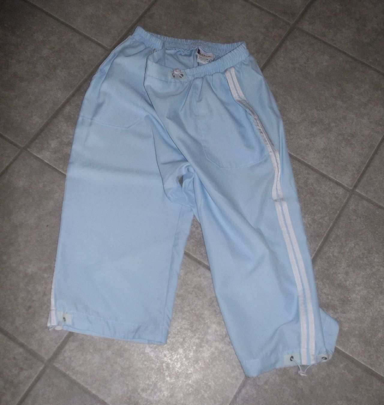 Pantaloni: neue 3/4 Damenhose Grösse L – Nuovo (secondo la descrizione) da Kaltbrunn venduto da Cindy99 2