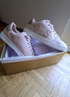 Baskets Guess rose et or neuves taille 39 pour l'été ☀️