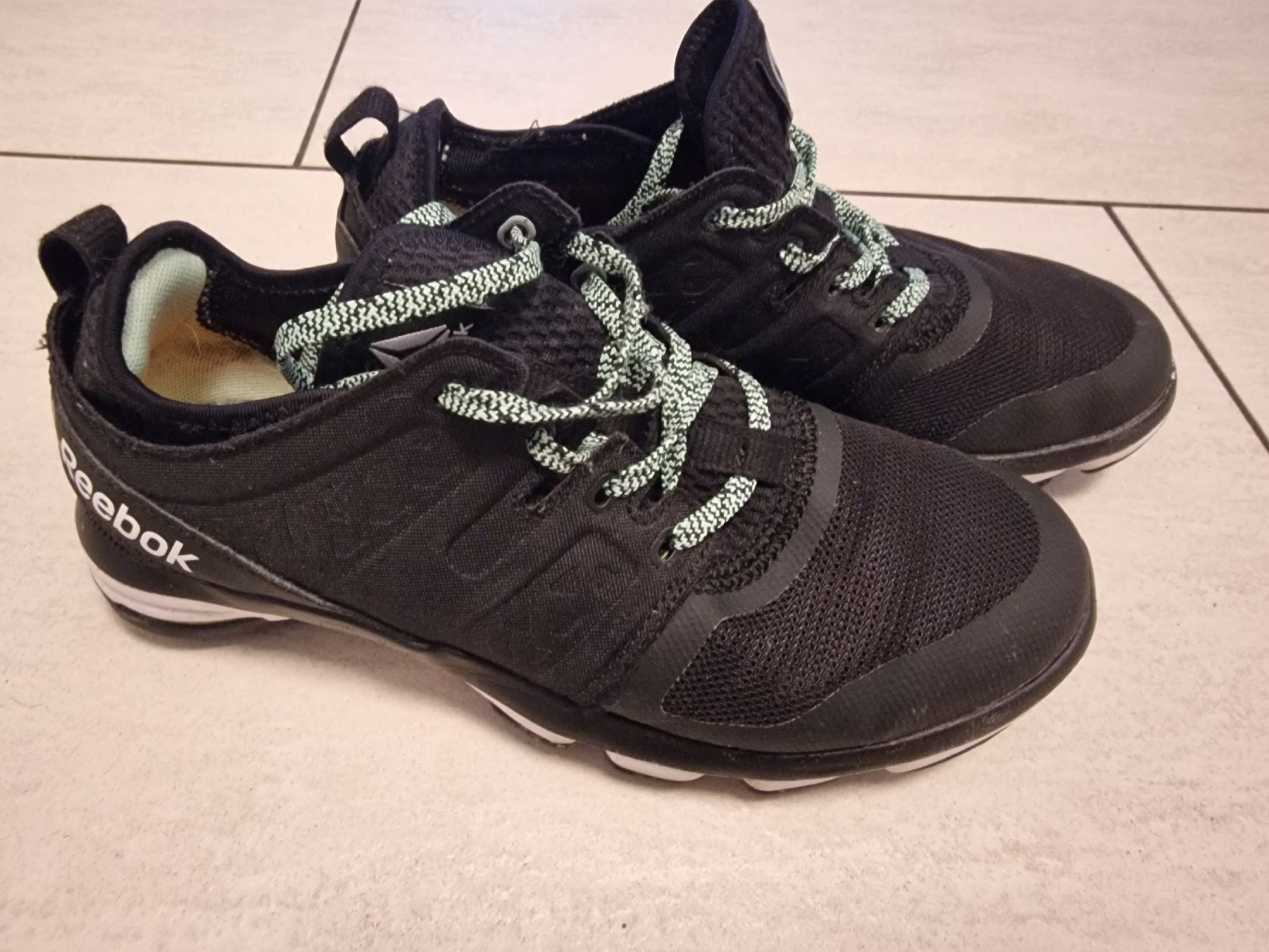 Reebok Scarpe da donna: Turnschuhe grösse 38 – Usato da Wohlen AG venduto da Monika2017