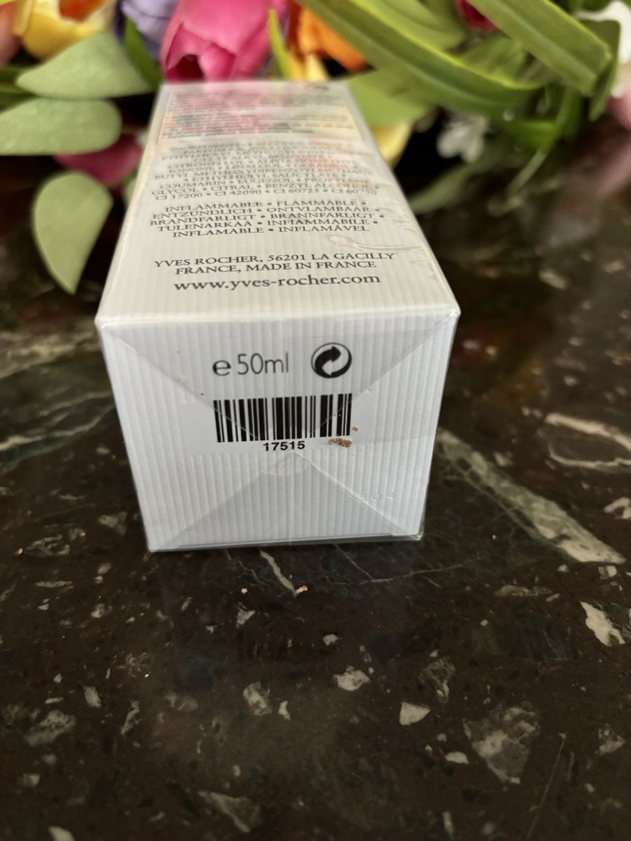 Yves Rocher Profumi & Eau de Toilette: IRIS NOIR EAU DE PARFUM SECRETS D ESSENCES – Nuovo e nell'imballaggio originale da Zürich venduto da BredaB 1