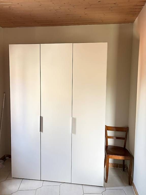 Micasa Armadi: Armoire 3 portes - urgent – Nuovo (secondo la descrizione) da Genève venduto da MuckMarsan