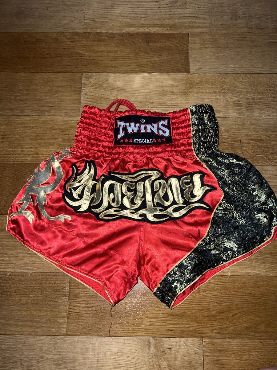 Hosen: Twins Special Muay Thai Shorts – Gebraucht aus Aesch BL von sof_rk2j