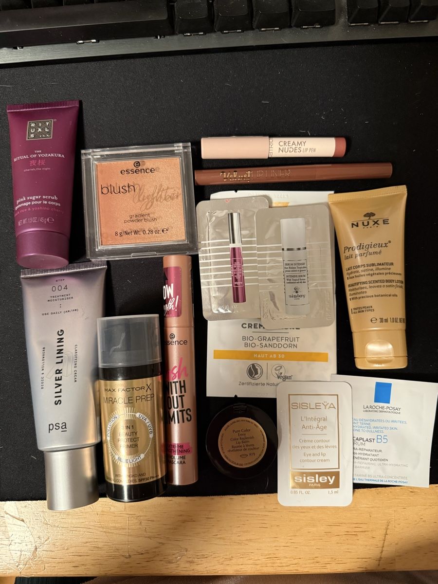 Make-up: Beauty Bundle Box 3 – Usato da Regensdorf venduto da isatoby9591