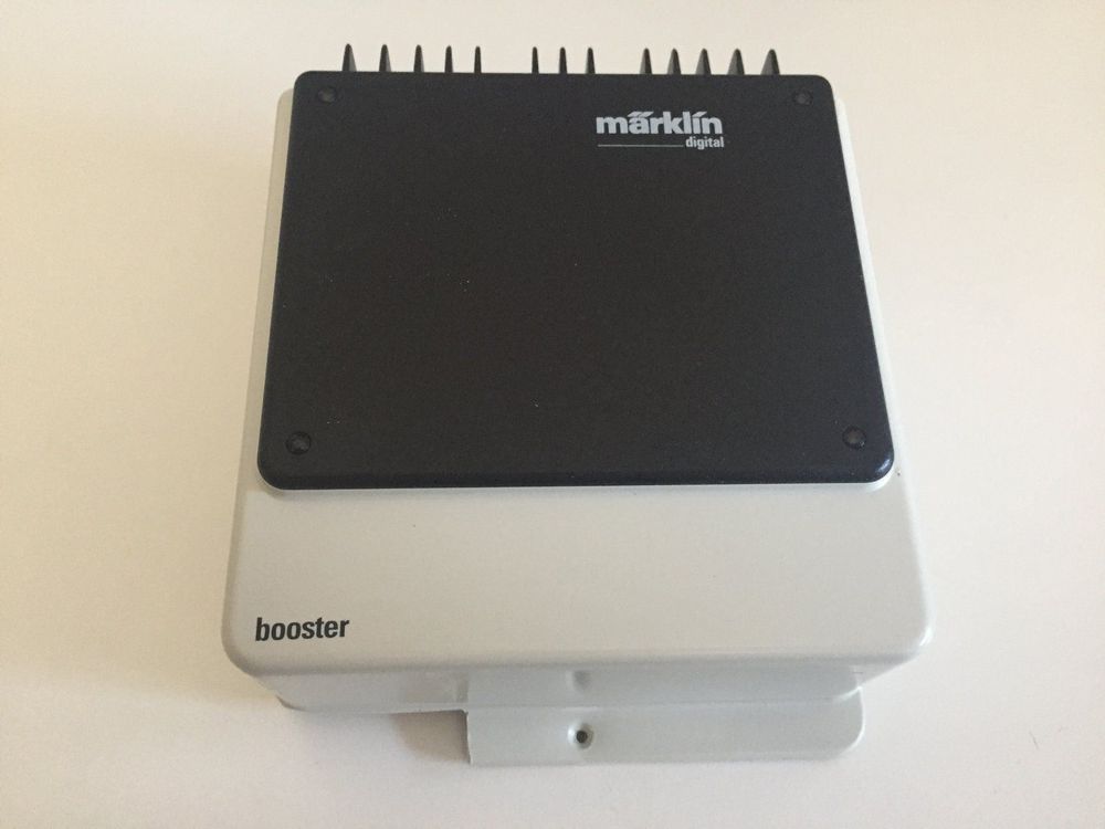 Märklin H0 6017 Booster Digital Steuergerät Verstärker für Großanlagen ( 203789
