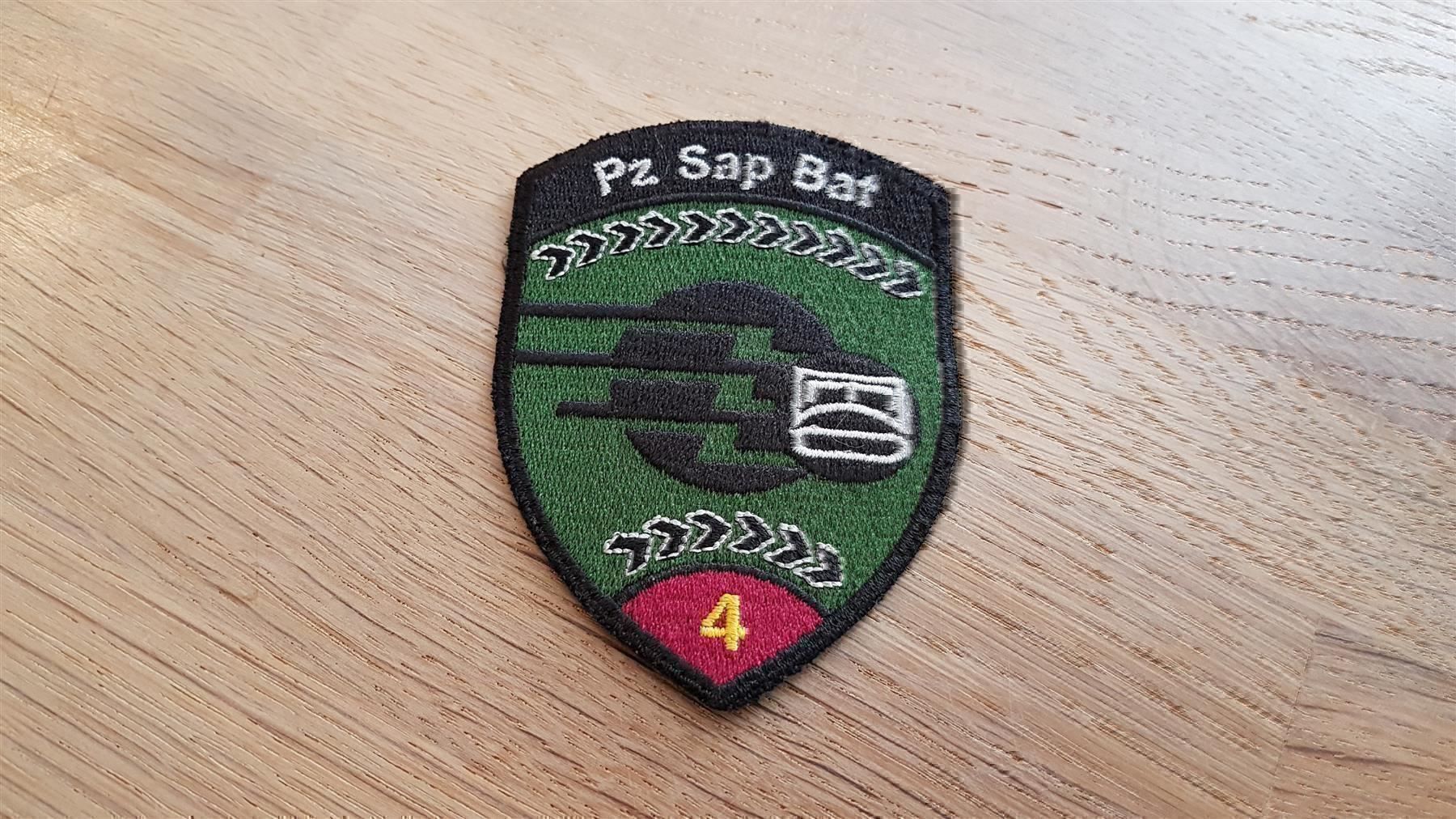 Placchette & Badge: Badge Pz Sap Bat 4 weinrot – Usato da Erlinsbach venduto da S700