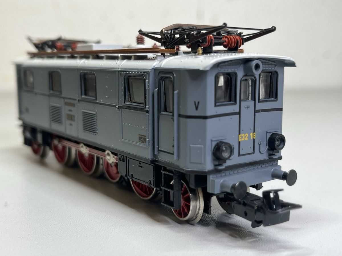 Märklin Modellini di ferrovie: Märklin 3187 E32 der Deutschen Reichsbahn – Usato da Adlikon venduto da Tonda01 3