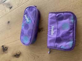 Ergobag Schlampermäppchen und Federmäppchen lila Blumenmotiv