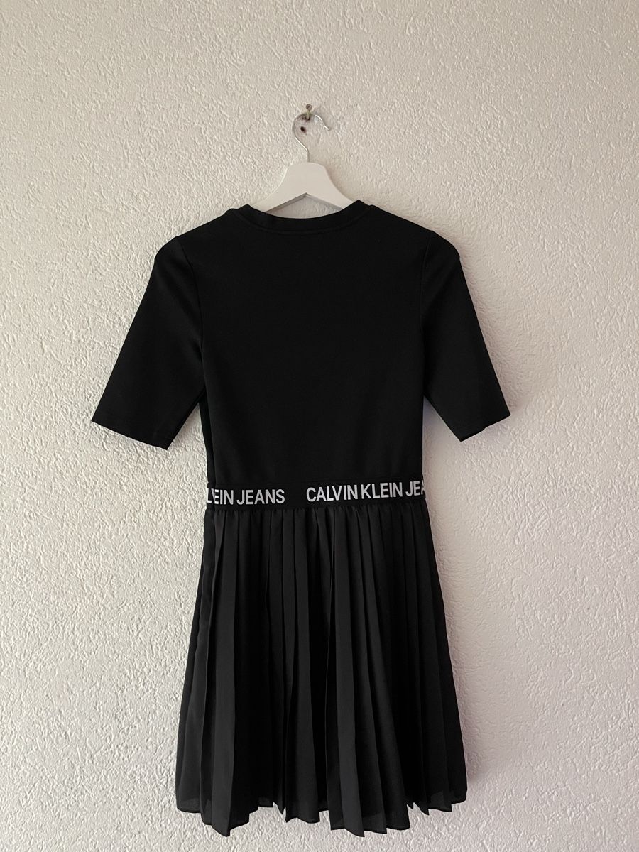 Calvin Klein Kleider: Calvin Klein Kleid – Neu (gemäss Beschreibung) aus Bremgarten AG von lua_ddz2 2