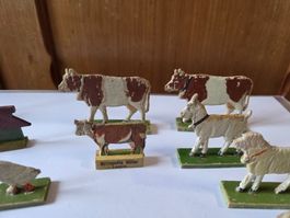 altes Holz Spielzeug Bauern Hof Tiere Figuren