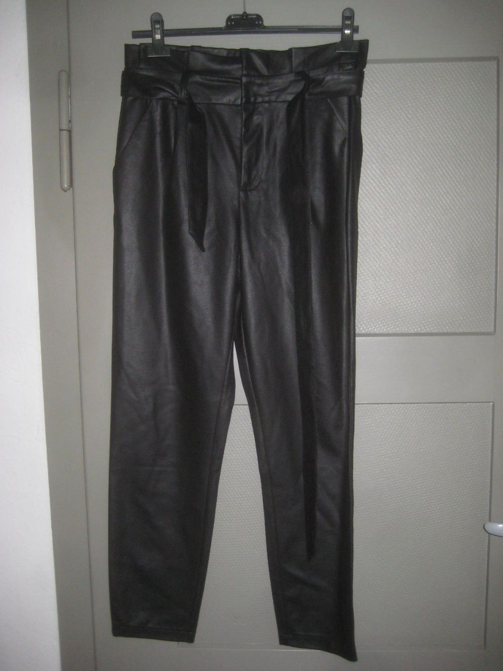 Zebra Hosen: DAMEN  HOSE – Gebraucht aus Uster von flocke1