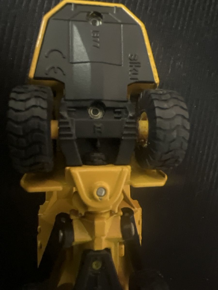 Volvo Modellautos: Volvo A40D Muldenkipper gelb – Gebraucht aus Umiken von mar_p7n9 3