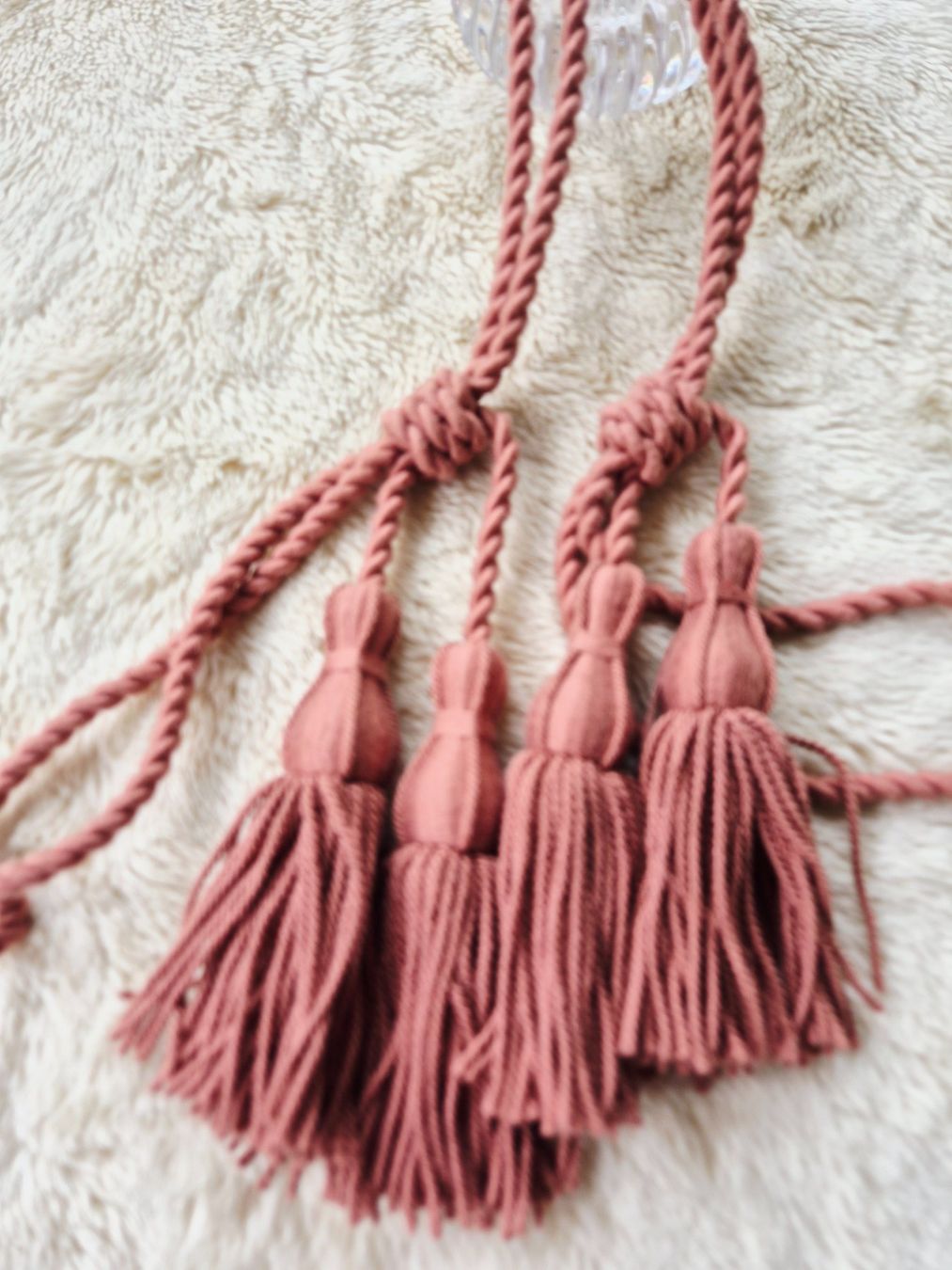 Altro in Decorazioni & Accessori: QUASTEN VORHANGHALTER RAFFHALTER ROSA MAJESTÄTISCH GARDINEN – Usato da Elsau venduto da the-colorful-side 6